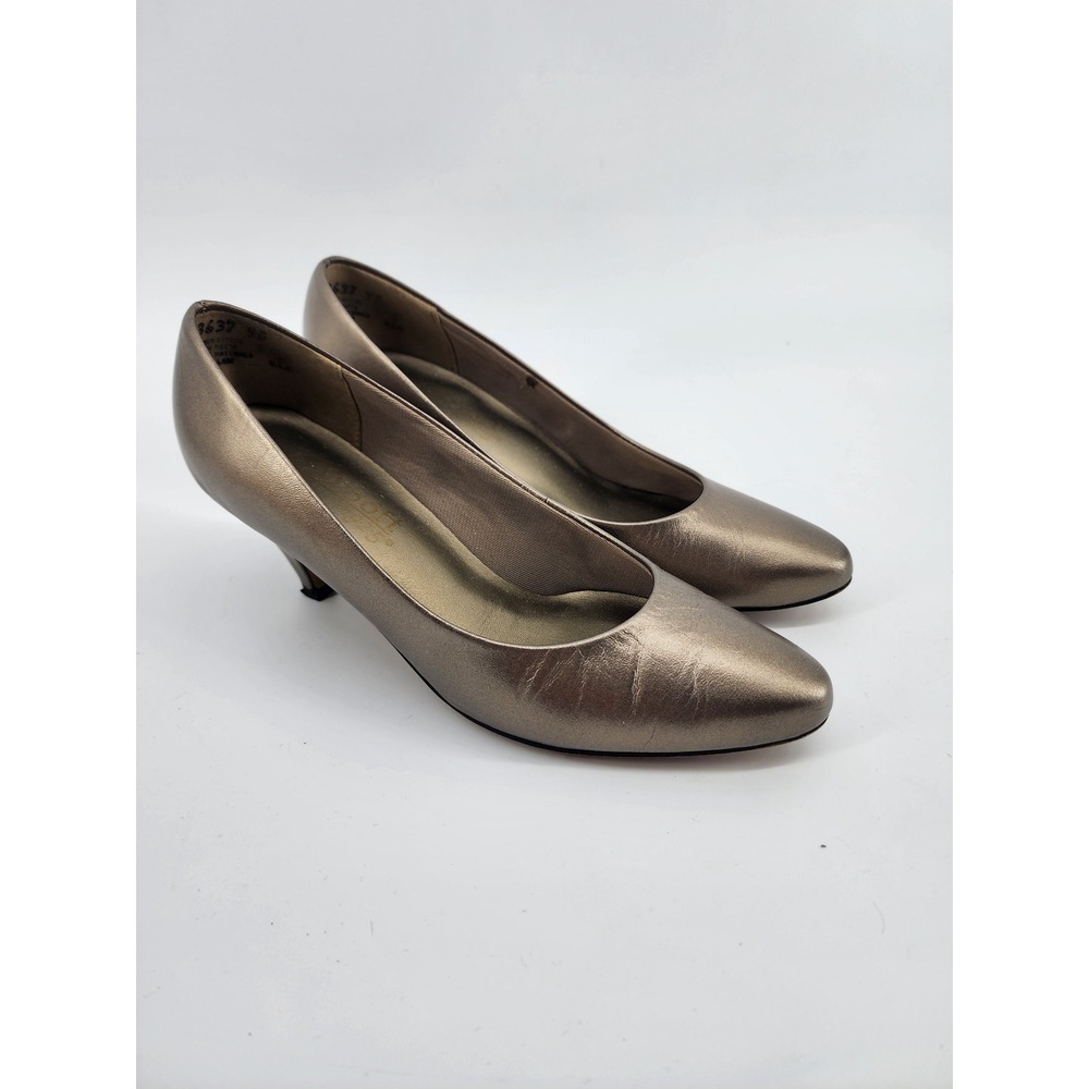So Soft by 9-2-5 Olivia Metallic Bronze Leather Kitten Heel Pumps 6.5 M USA Made